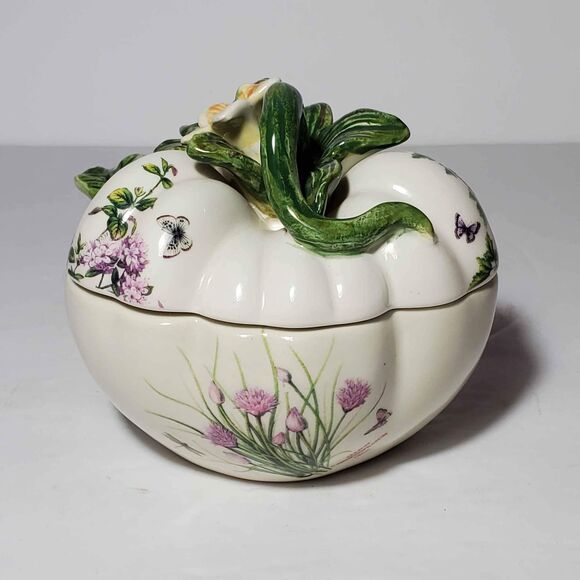 Kaldun and Bogle White Pumpkin Sugar Bowl and Spoon - Picture 3 of 8